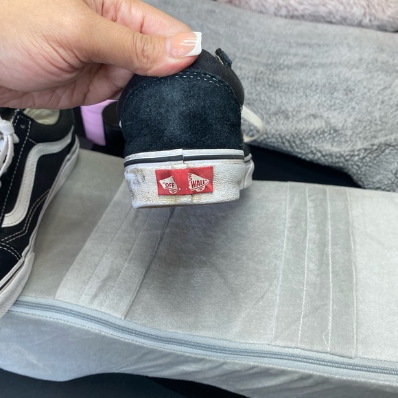 Vans womens size 7.5 mens 6.0. Worn needs a good cleaning. - Picture 8 of 8